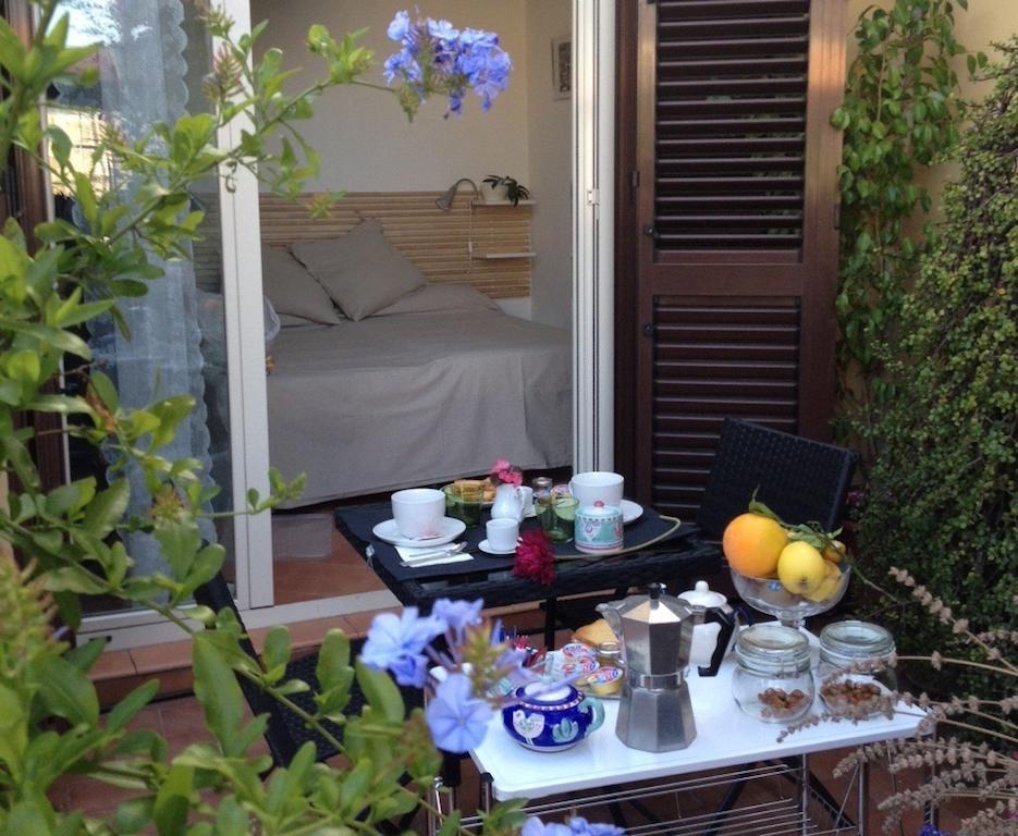 Bed and Breakfast Terrazza Duomo Неаполь Номер фото